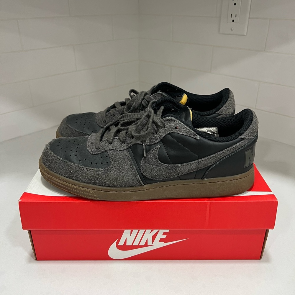 Nike Terminator Low Sneakers